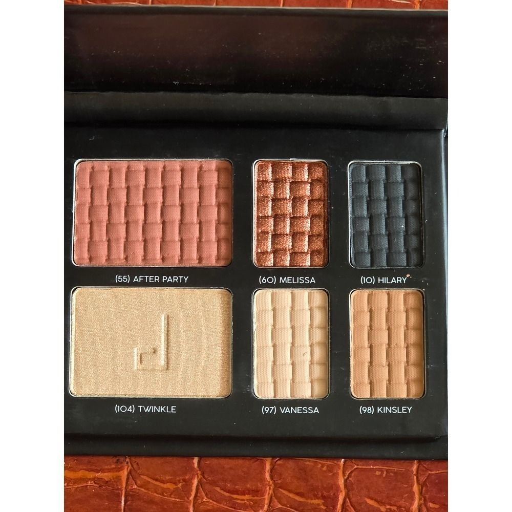 Doucce On the Go Eyeshadow Palette 6 Shade Matte Shimmer Makeup NEW